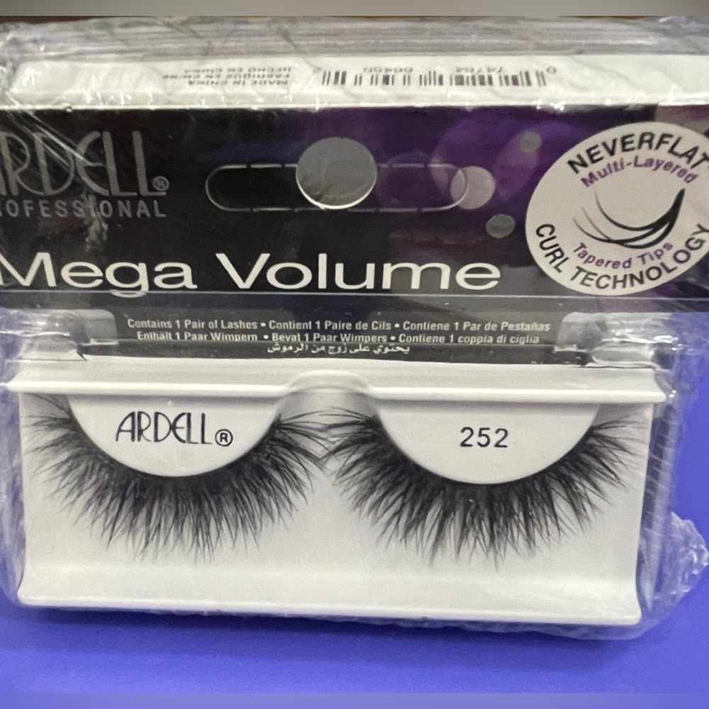 NWT ARDELL #252 MEGA VOLUME 4-pack